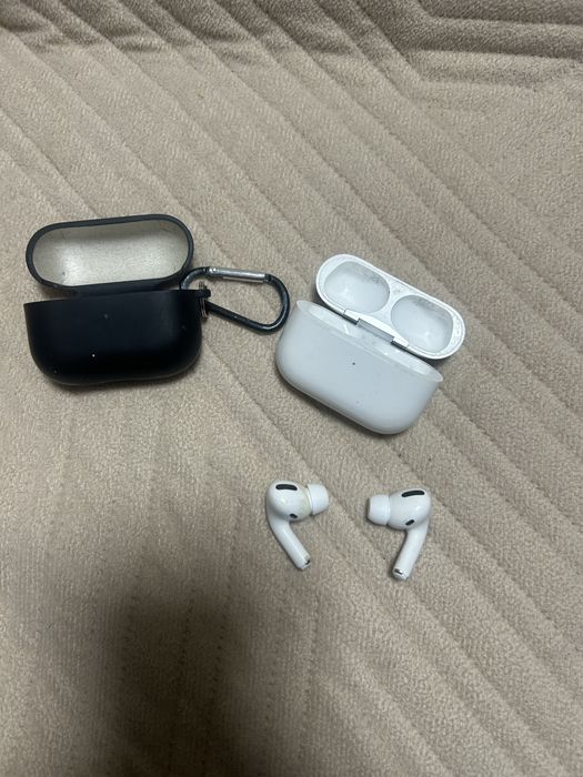 Продам AirPods Pro оригинал