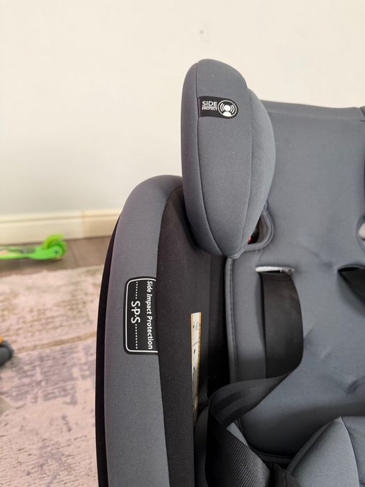 Продаю автокресло срочно