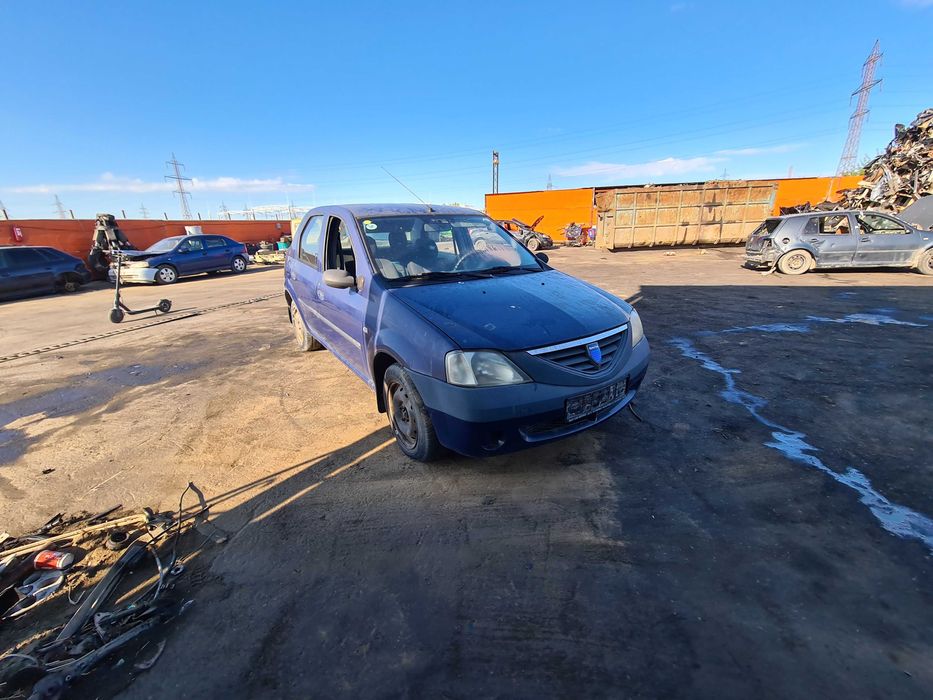 Dezmembram Dacia Logan