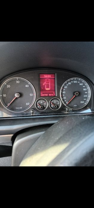 Vând VW Touran 2.0