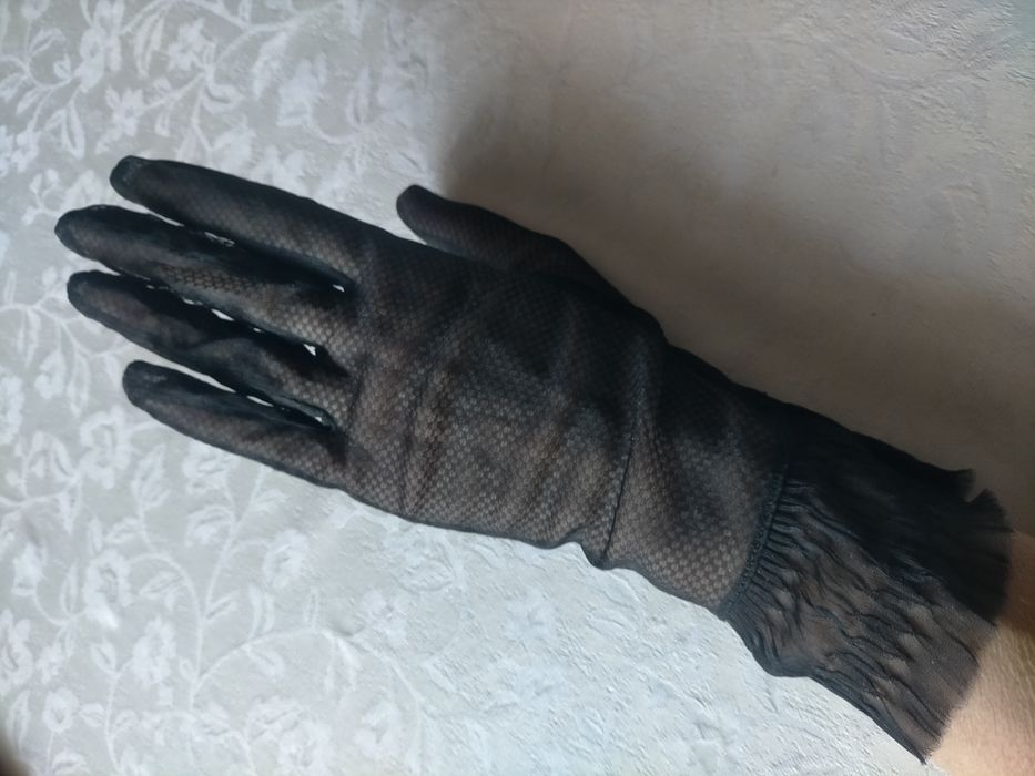 Продам женские перчатки