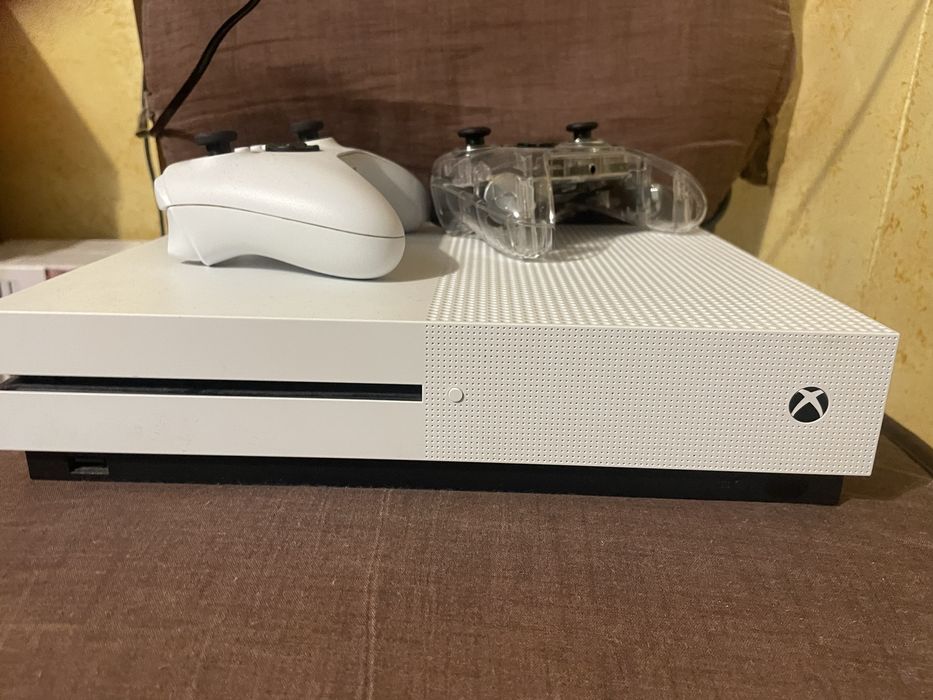 Xbox one S   Като нов