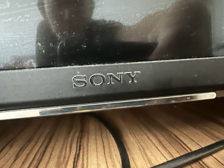 Продам LED- телевизор