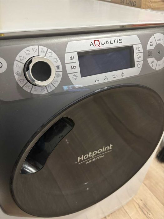 Пералня със сушилня 2в1 Hotpoint Ariston Aqualtis AQD970D