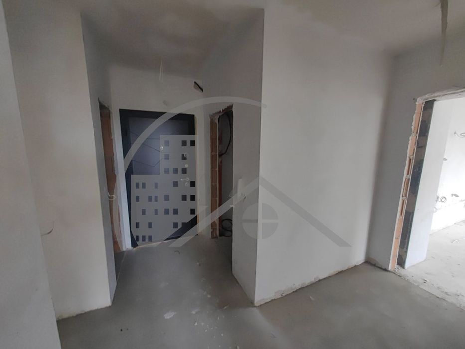 Продава се Тристаен апартамент в Варна, Виница - 96 кв.м за 731 €/кв.м - Снимка #8