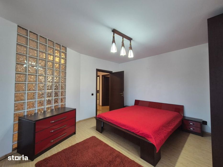 Casa individuala, garaj, 3 parcari, 210mp, gradina, Dambul Rotund