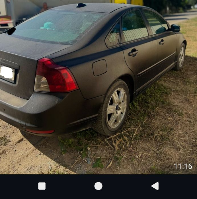 Mă vinde Volvo s 40