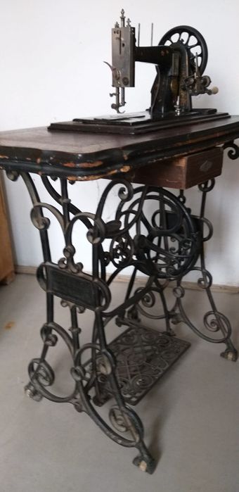 Mașină de cusut L Keppich Bukarest