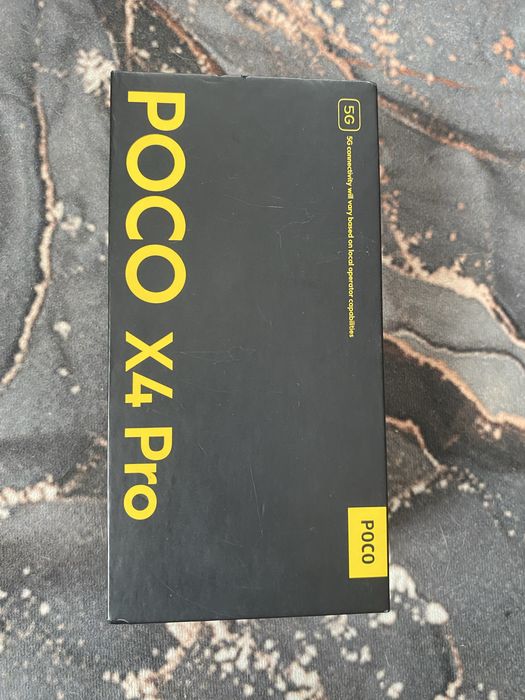 Продам от телефона poco