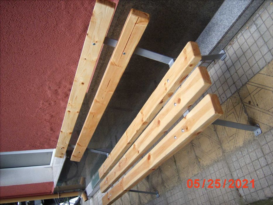 Градински пейки за отдих и забавление