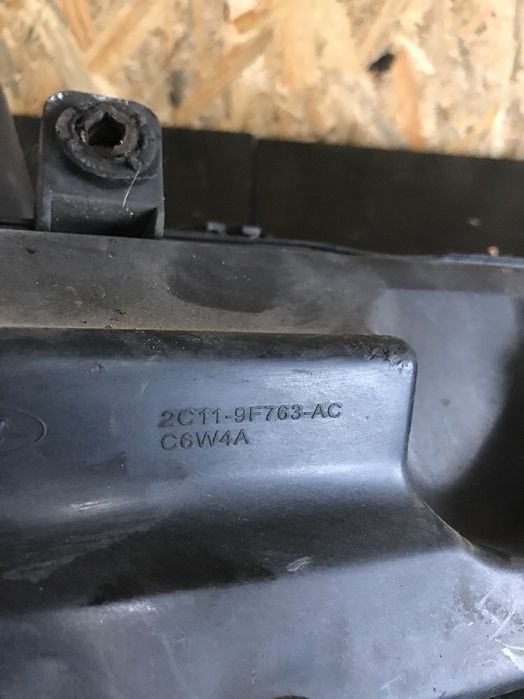 Обем на въздушен филтър за Ford Transit 2C11-9F763-AC