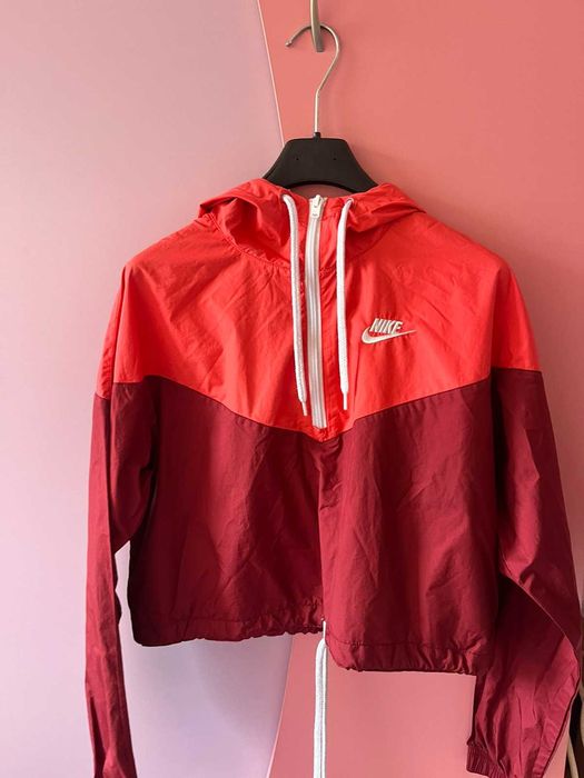 Връхна дреха на NIKE