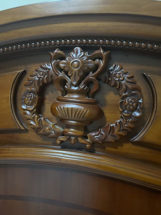 Продается двуспальная кровать