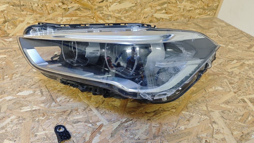 Ляв фар за БМВ Х1 BMW X1 F48 Full LED