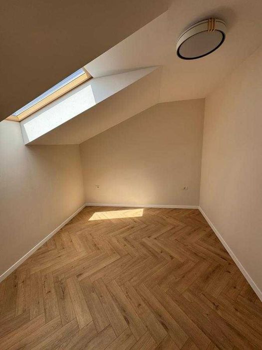 Apartament 2 camere, etaj 3, MANSARDA, Zona soarelui, direct de la dezvoltator