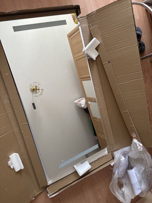 Огледало с лед подсветки 120/60