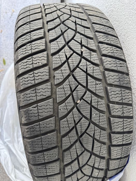 Гуми Goodyear Ultra Grip Performance 265/40R20