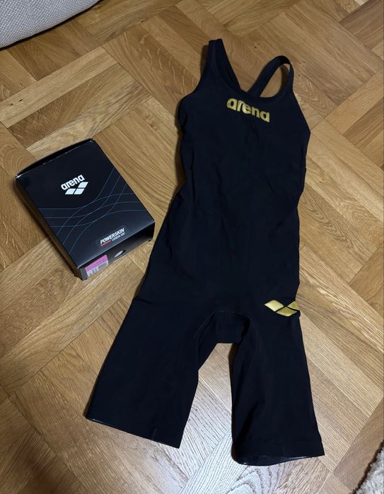 Costum Arena Carbon Air 2