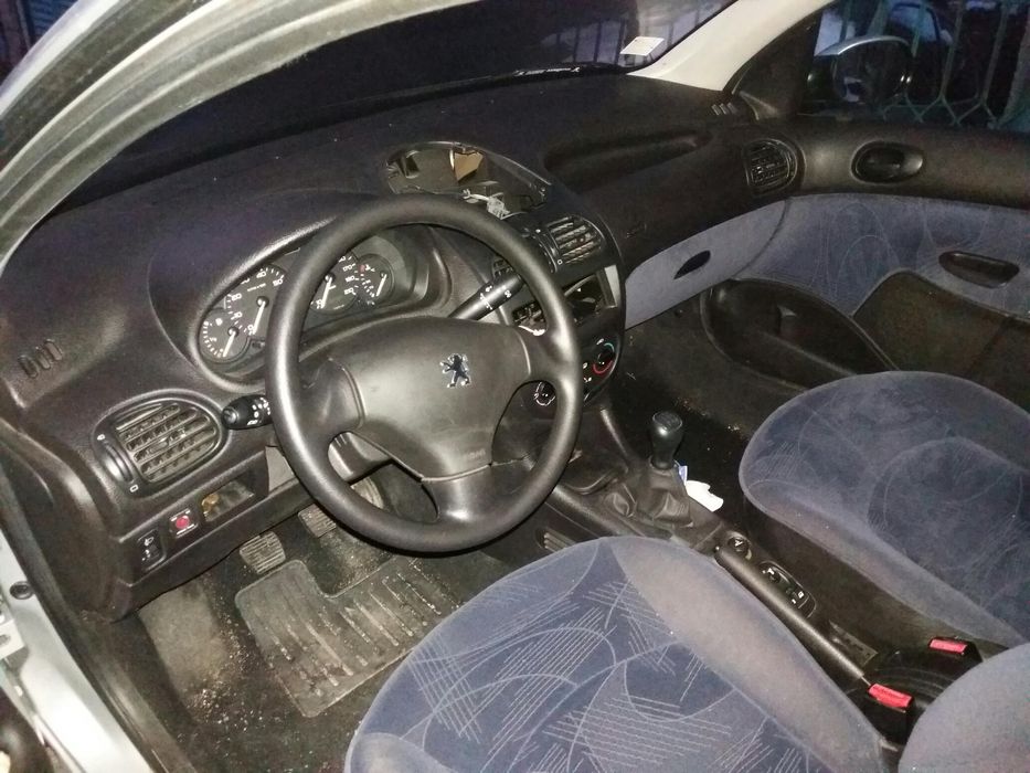 Пежо 206 1.1 на части peugeot