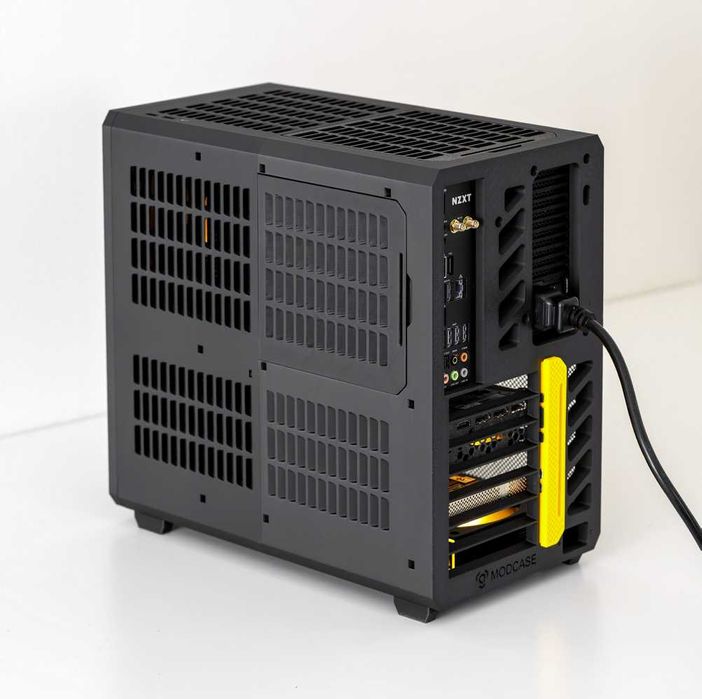 Carcasa ATX Gaming NAS Printata 3D Dual Rad 280 7 slot GPU 24Litrii