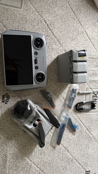 DJI Mini 3 Fly More Combo