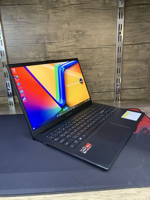 Почти новый deyarli yangi Asus Vivobook