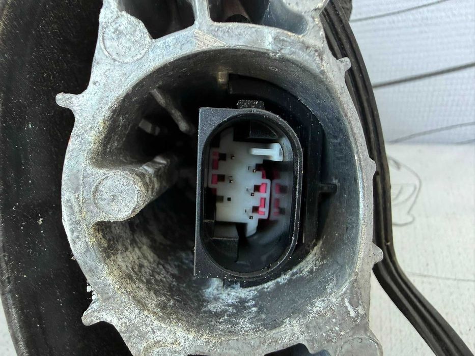 Oglindă Retrovizoare Stânga Electrică 5 Pini Mini One / Cooper R55 / R56 / R57 / R58 / R59 51162755637 / 2755637 2011 / [2006-2014] / (5B2)