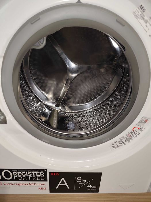 Пералня със сушилня AEG