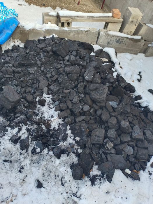 продам уголь в мешках