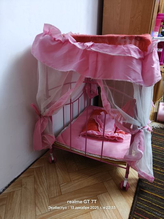 Кроватка для кукол