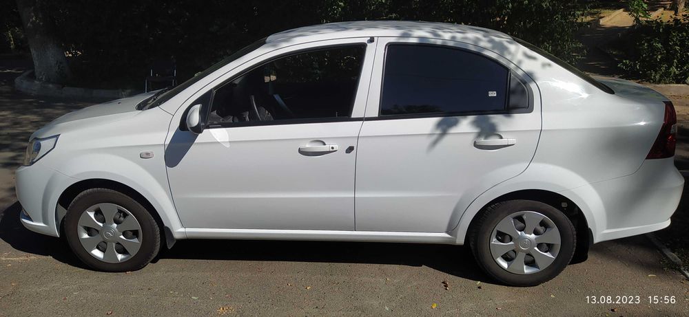 Автоинструктор .Обучаю  с нуля, пошагово..