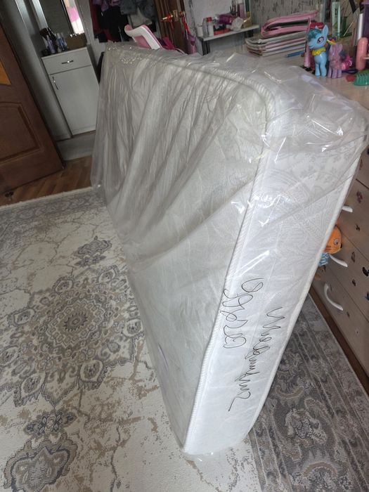 Продам матрас срочно!!!