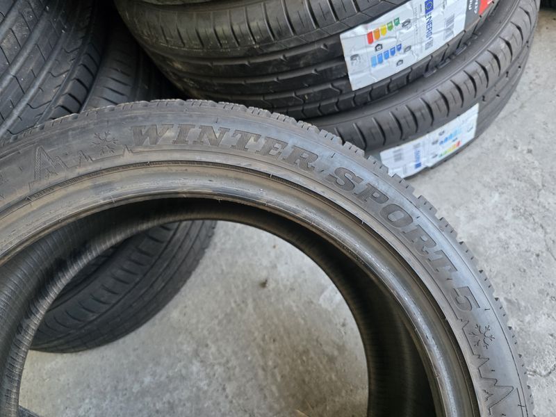 235/45/18 DUNLOP 2бр