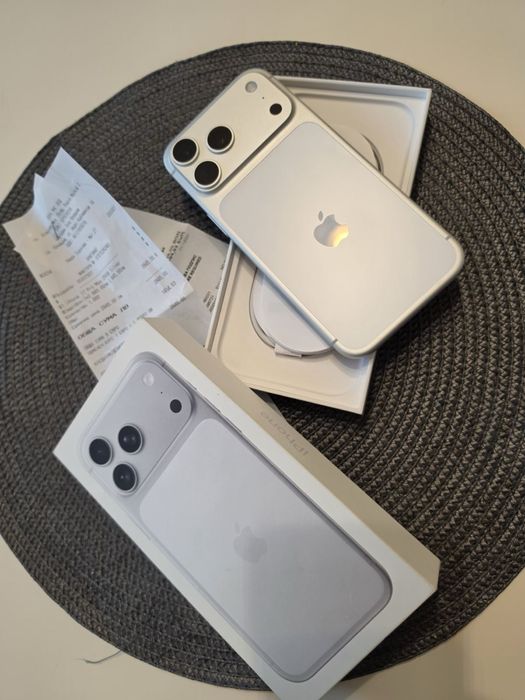 Iphone 17 pro max 256GB като НОВ