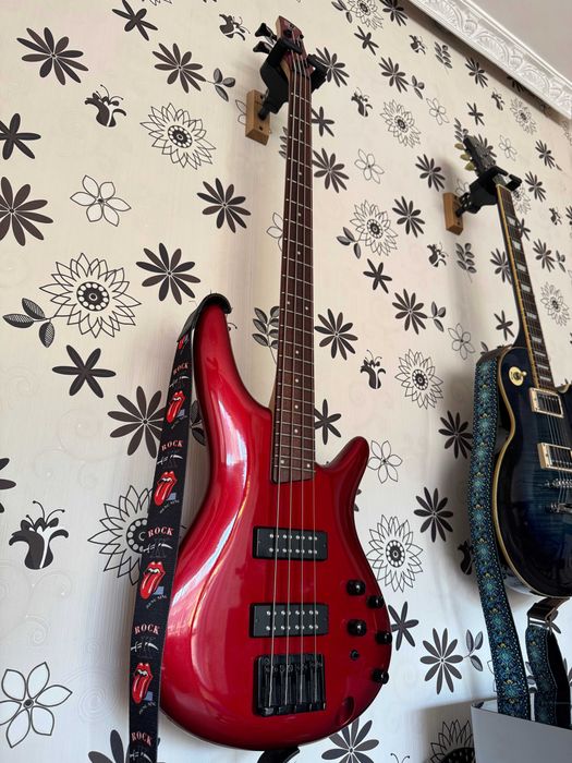 Бас китара Ibanez SR300EB-CA Candy Apple