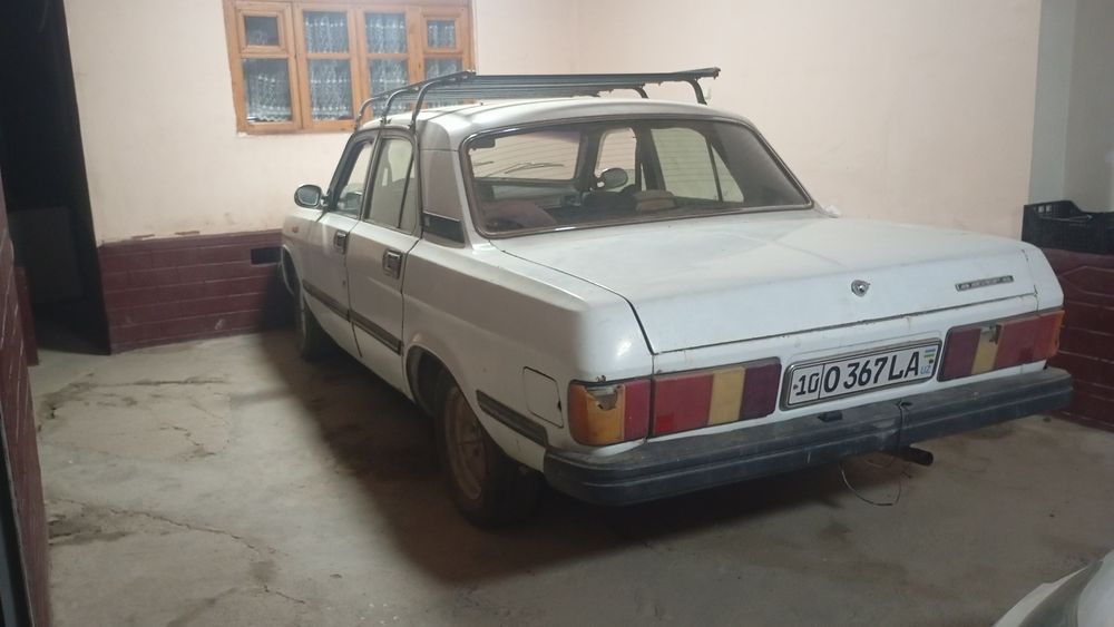 Volga 31029 Sotiladi