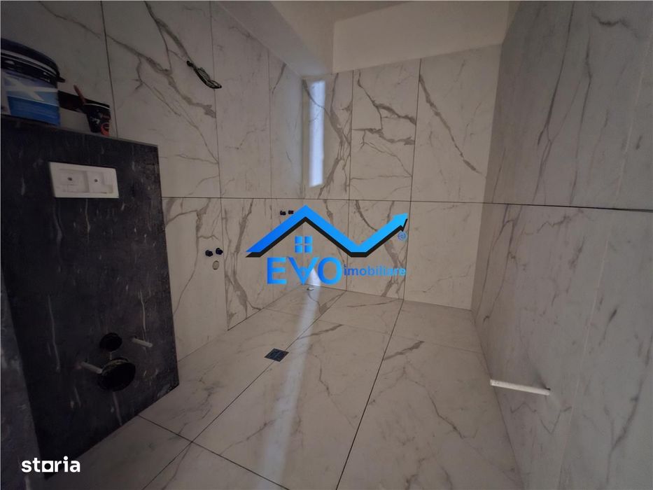 Apartament cu 2 camere de vanzare, 63,22 mp, decomandat, zona Galata
