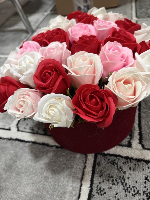 Buchet trandafiri artificiali tip sapun