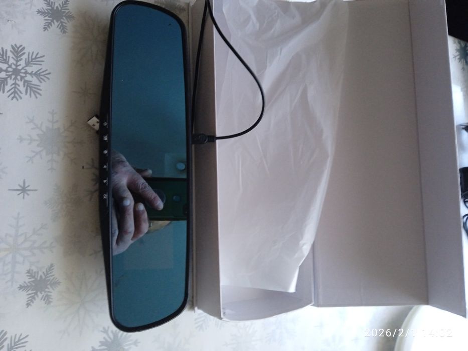 Зеркало видеорегистратор.