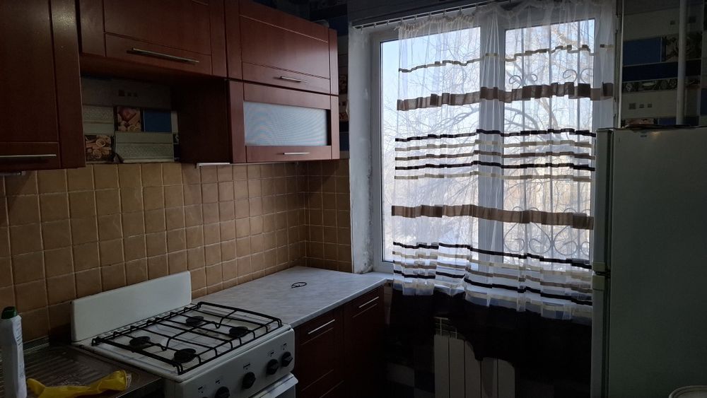 Продаётся 2 комнатная квартира не угловая