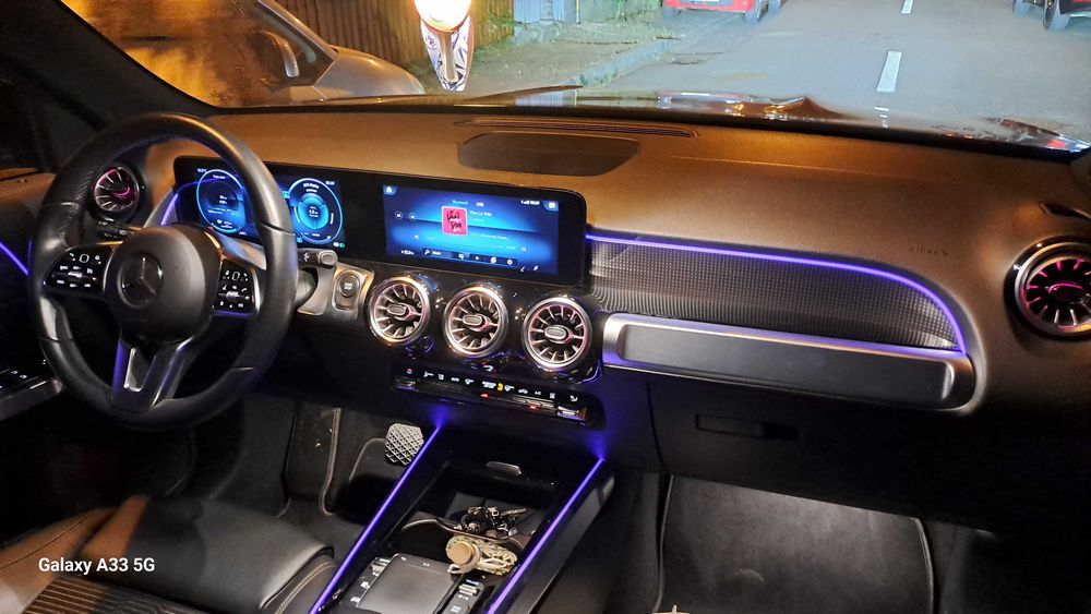 Mercedes EQB 300 4MATIC 67kw , 2022, 37.000km - 26.438 euro+tva