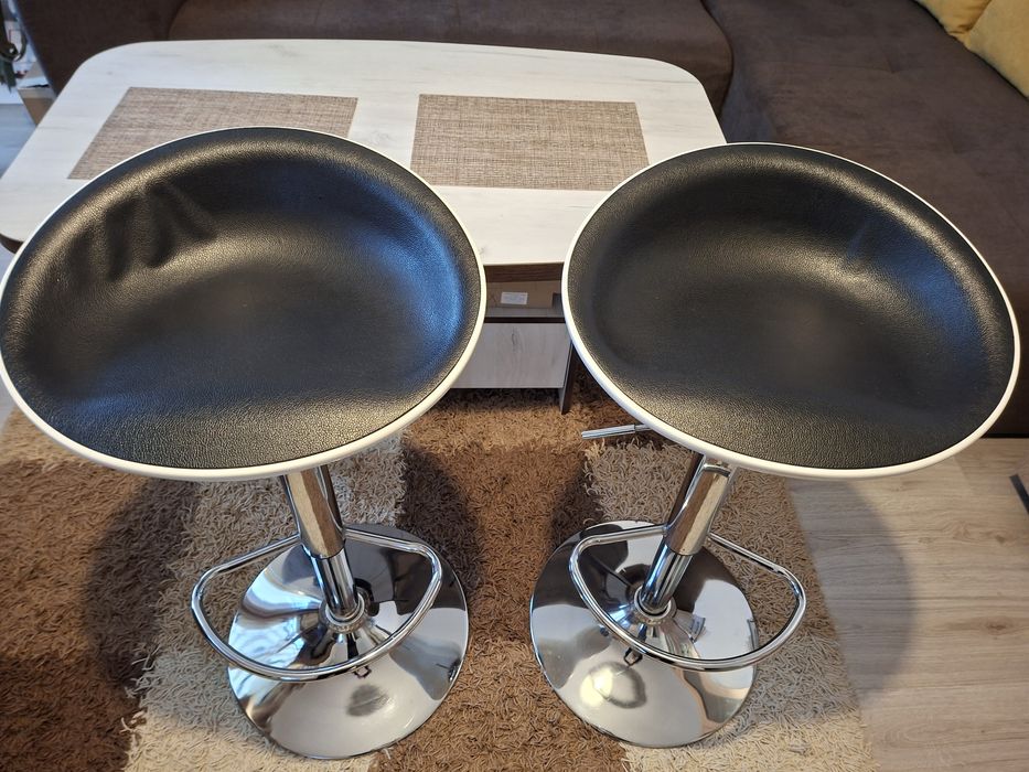 Бар столове 2 броя