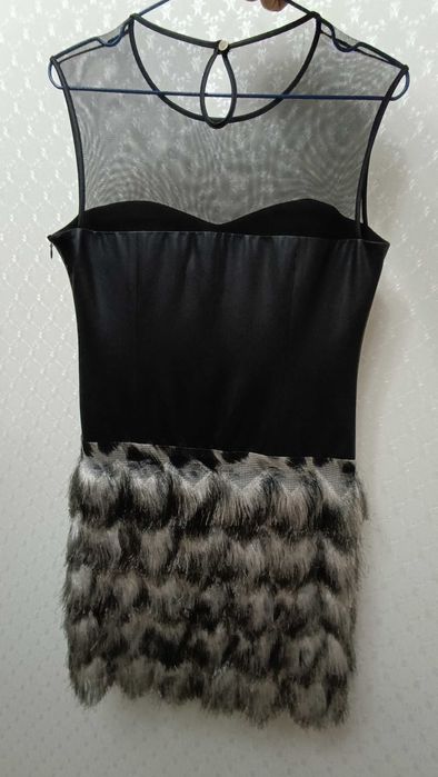 Продам платье 44-46 размера , классное , модное