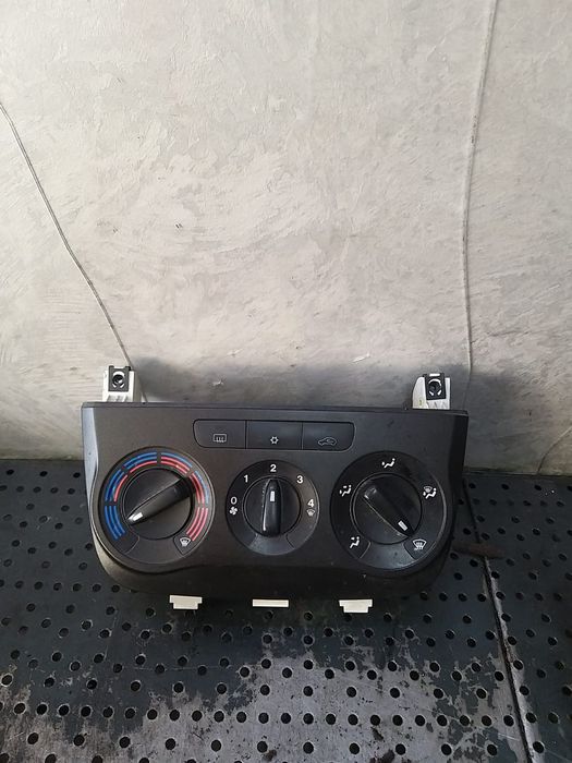 Panou comanda clima ac fiat grande punto 199 5g1140100