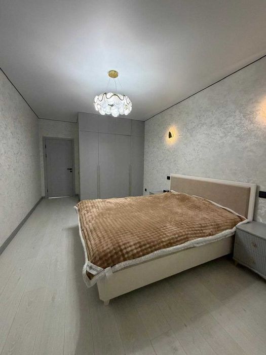 продажа 4 ком квартиры район Береке