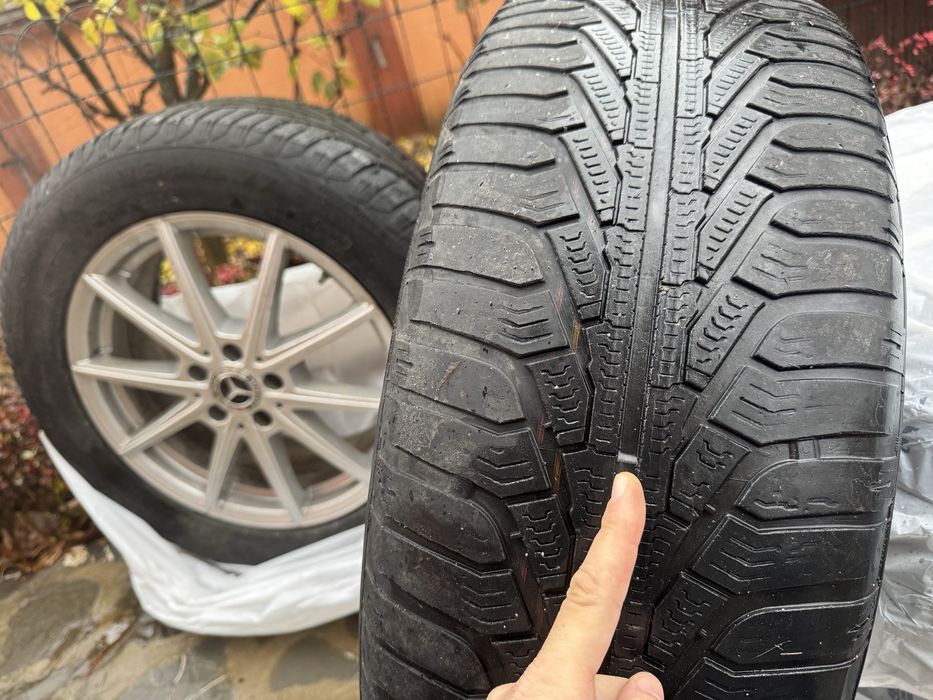 Jante aliaj originale Mercedes GLE cu anvelope iarnă 235/60 R18
