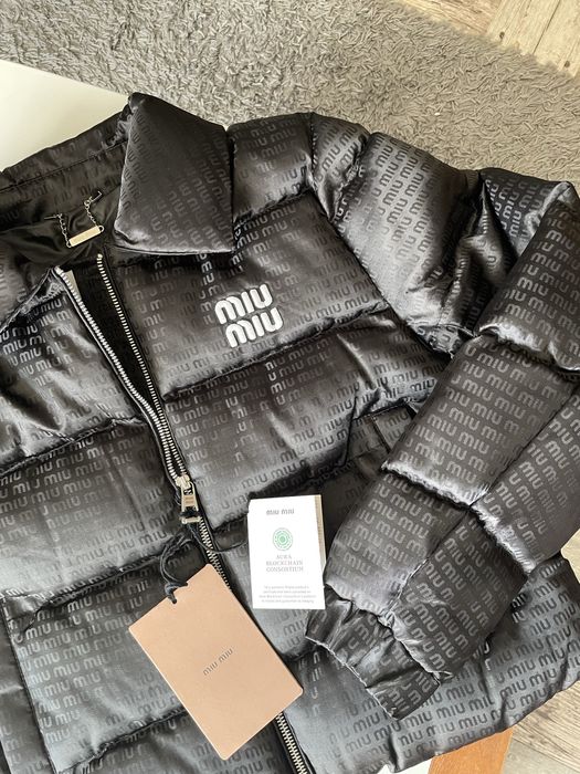 Дамско яке страхотен модел с намалена цена