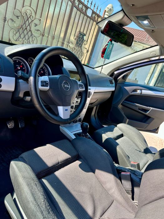Opel Astra H , pachet OPC