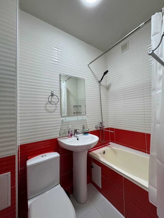 Продается 1-комн Квартира, 42 м2, Авиасозлар 1, 61-школа (87648)