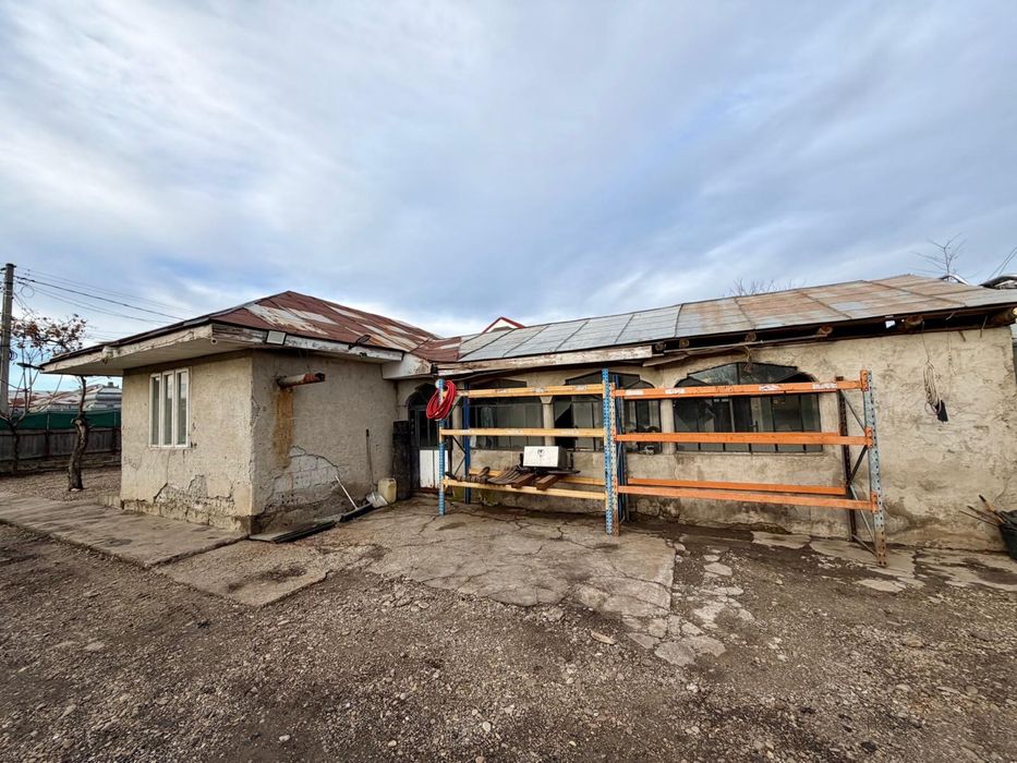 Vand Teren+Casa Strada george Toparceanu nr 11 (17Ari)